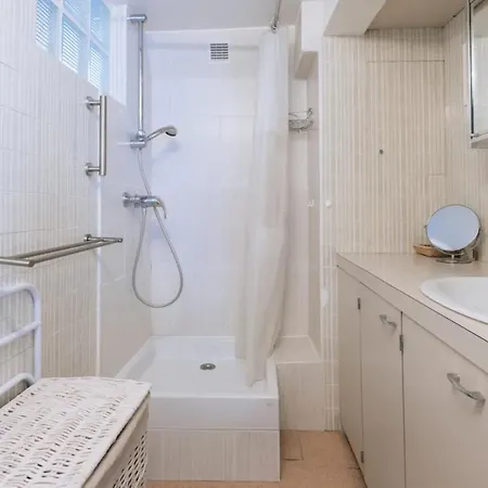 Chic Parisian 2bd Apart For 6 Appartamento